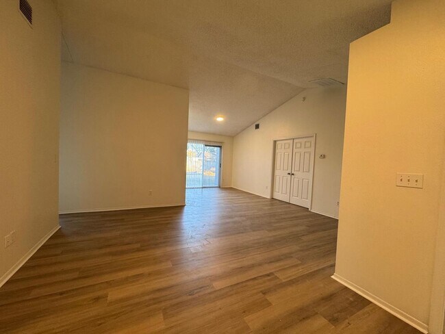 Photo - Single Family Home - Orlando