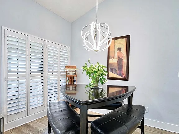 Building Photo - POLG