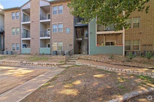 Building Photo - 12166 Metric Blvd Unit 354 Rental