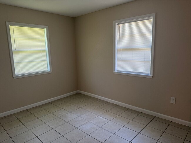 Photo - 6740 Ozark St