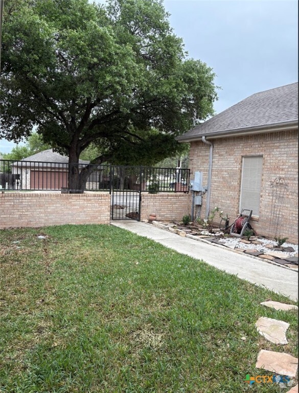 Building Photo - 1311 Arbor Cir Rental