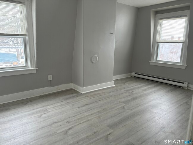 Photo - 22 Hawthorne St Unidad 6