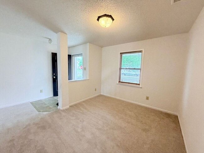 Photo - 1795 Feather Reed Ln