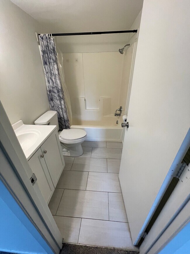 406 W Cummins St Unit #2