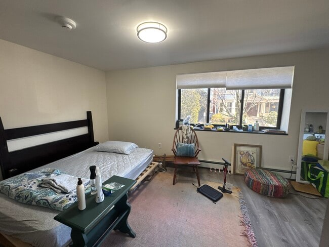 Building Photo - 16 Chester St Unit 32