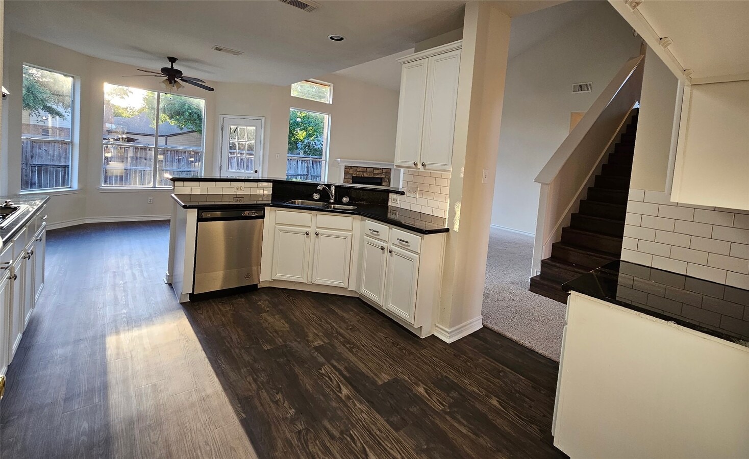 Photo - 2202 Cherry Hill Ct