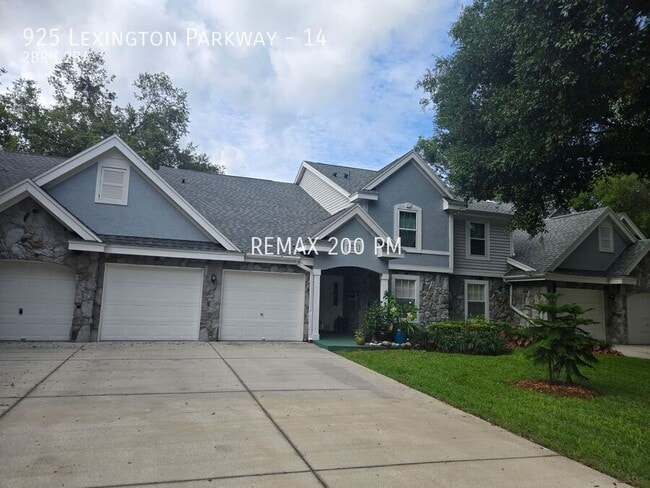 Photo - 925 Lexington Pkwy House