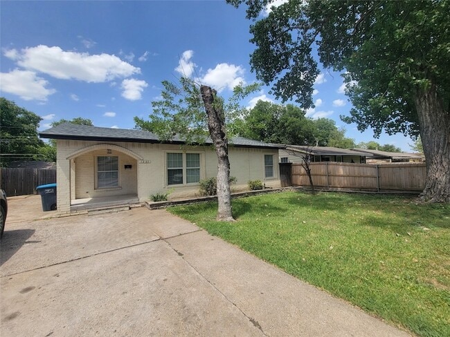 Photo - 1225 Blalock Ave