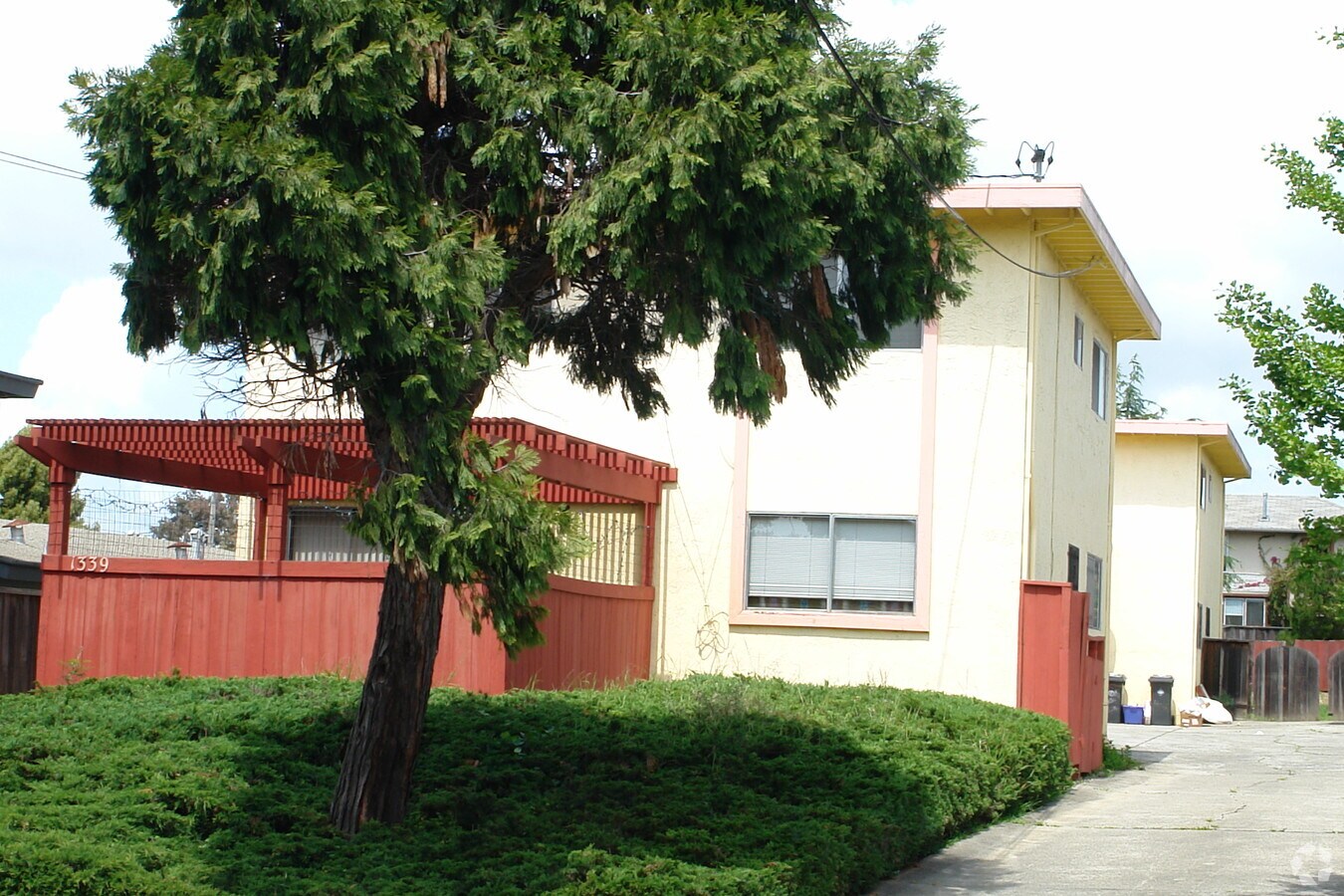 Photo - 1339 Rose St