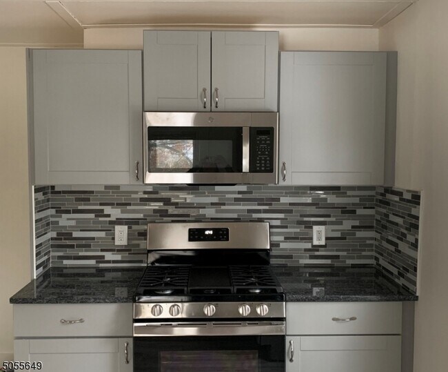 13 McClelland Ave Apartment Wayne, NJ