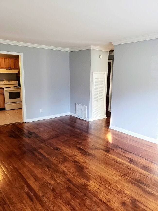 Photo - 1596 Line Cir Unit 1