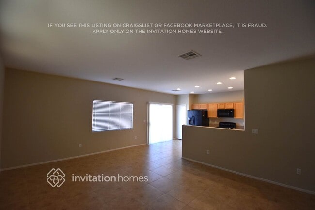 Photo - 528 E Riding Crop Ave