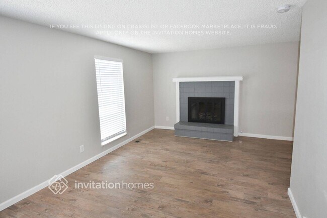 6341 W 109th Pl