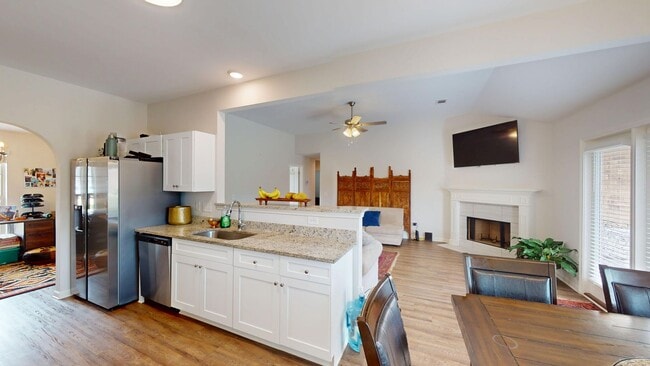 Photo - 4/2 Built in 2024 in Prattville!!!