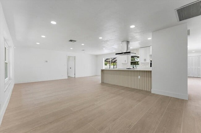 Photo - 1540 NW 10th St