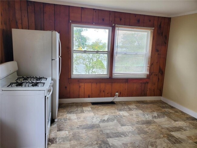 Photo - 7105 Main St Unidad 2