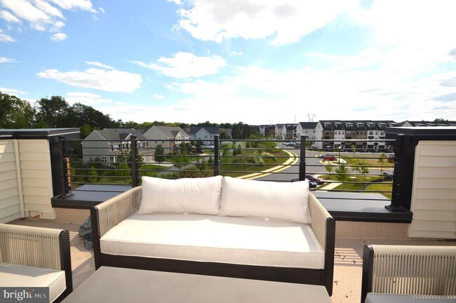 Photo - 22790 Tawny Pne Sq