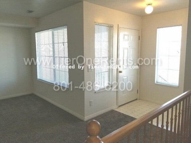 Photo - This property offers a no deposit option available for qualified renters!!