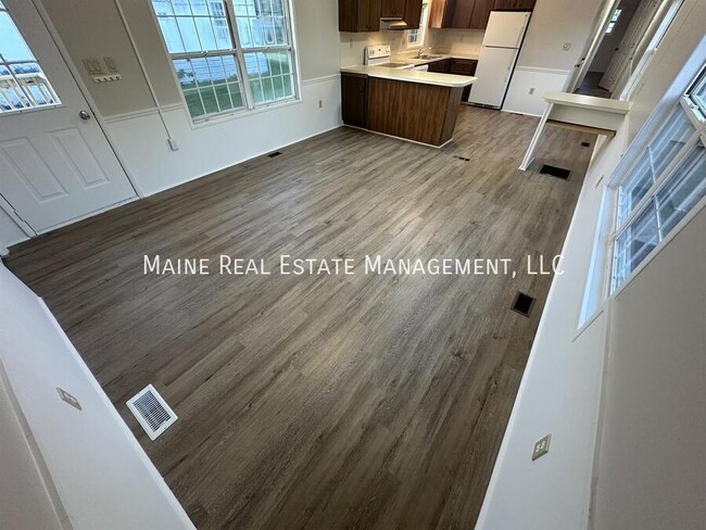 Photo - 30 Exeter Rd