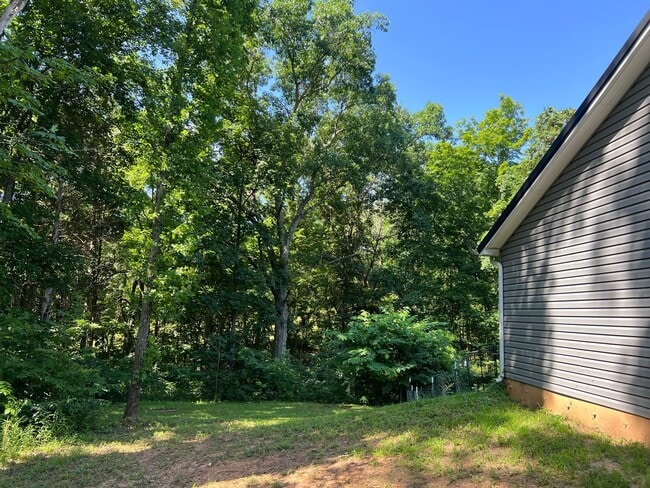 Photo - House on 5 acres 3 beds, 2 baths Unidad 11225 Cumberland Gap Dr