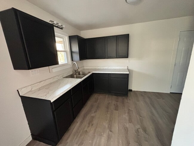 Photo - 3 bed 1 bath house with garage