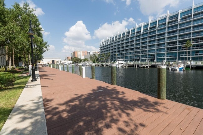 Photo - 3001 NE 185th St Unit 113