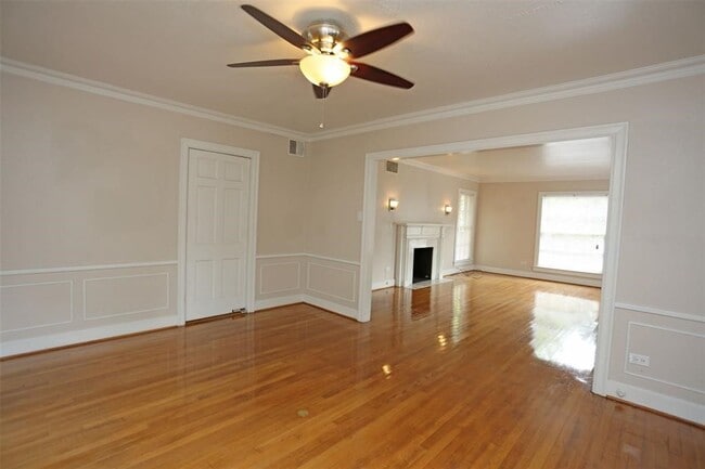 Photo - 5625 Jackson St