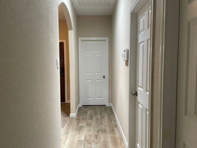 Photo - 6110 Moran Crest Dr