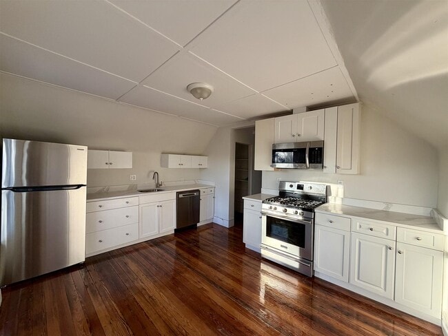 Building Photo - 97 Morrison Ave Unit 3