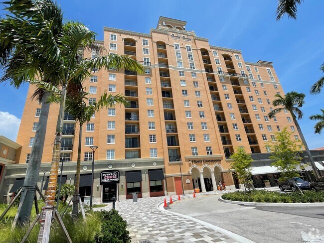 Building Photo - 651 Okeechobee Blvd Unit 401 Rental