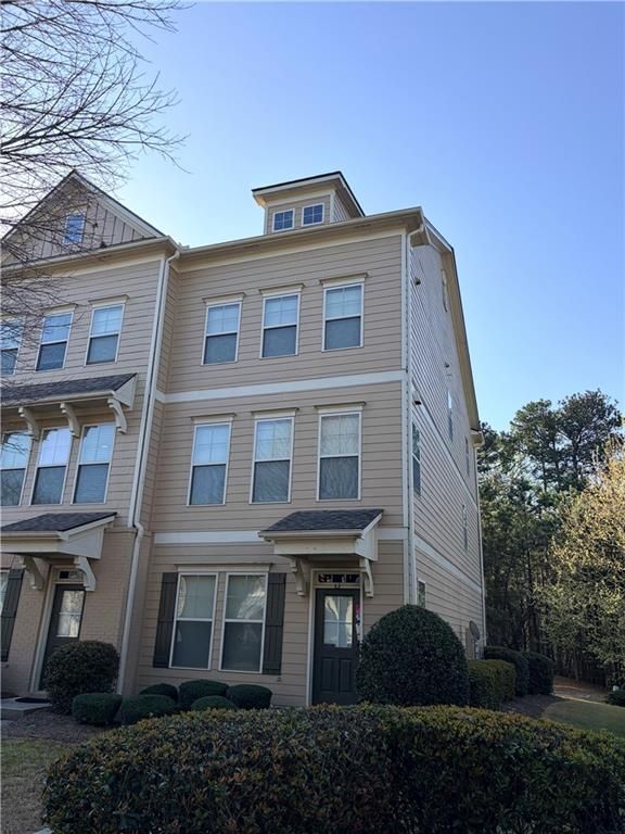 Building Photo - 804 Village Field Ct NW