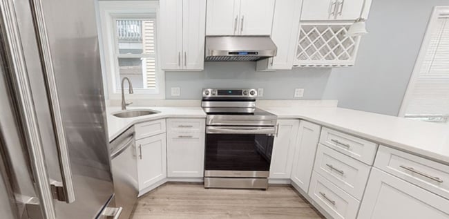2-Bed + 2-Bath with Garage Parking West Ne... - 2-Bed + 2-Bath with Garage Parking West Ne... House