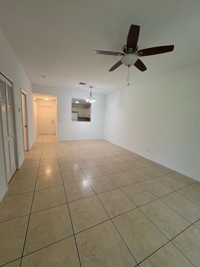 Photo - 509 SE 6th Pl Unit A