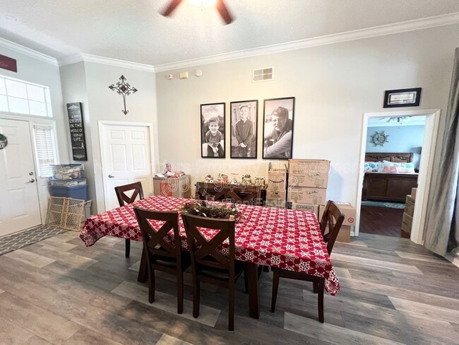 Photo - 264 Village Green Ave