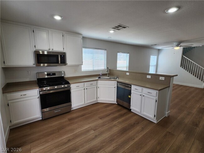 Photo - 138 E Cosmos Ct