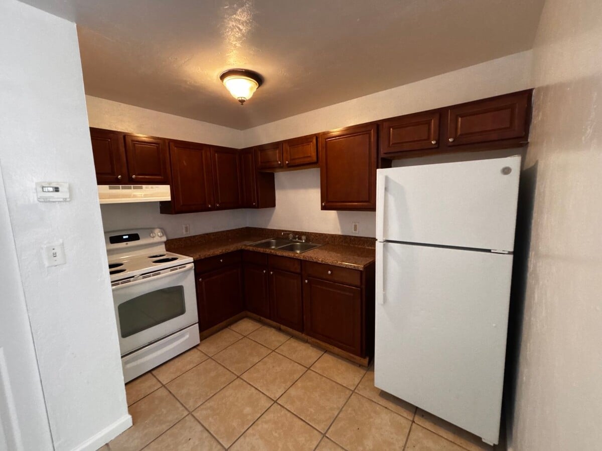 Photo - 911 SW 59 Terrace Unit B