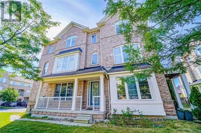 Photo - 1 Burnsborough St