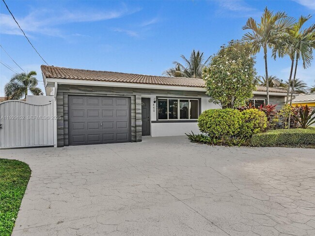 Photo - 440 SE 8th Ave