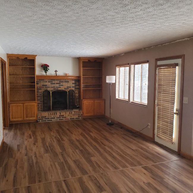 Photo - 315 High Meadows Village Dr