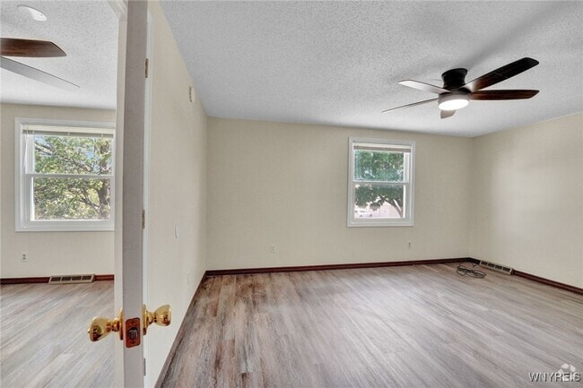 Building Photo - 1 Emsworth Ave Rental