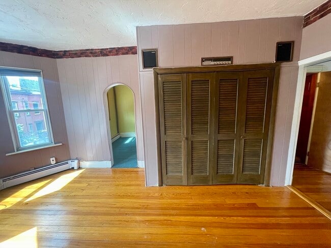 Photo - 136 Saratoga St Unit 2