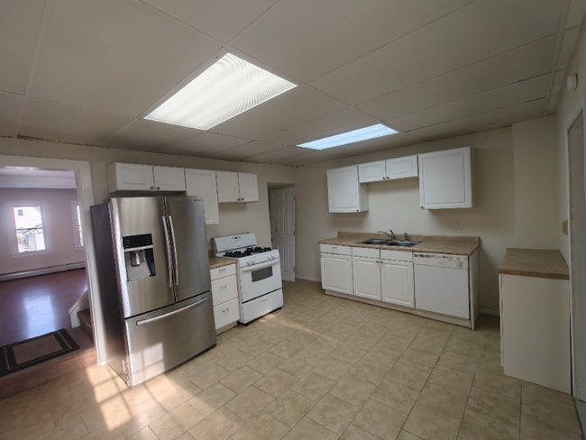 Photo - 509 Hallstead St