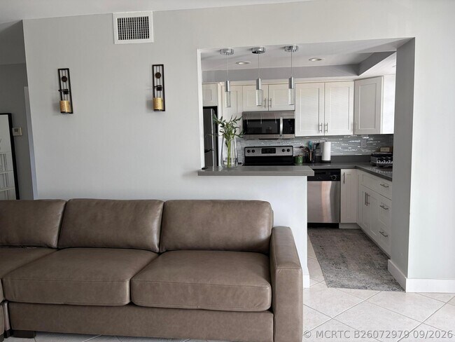 Photo - 137 Golden Isles Dr Unit 412