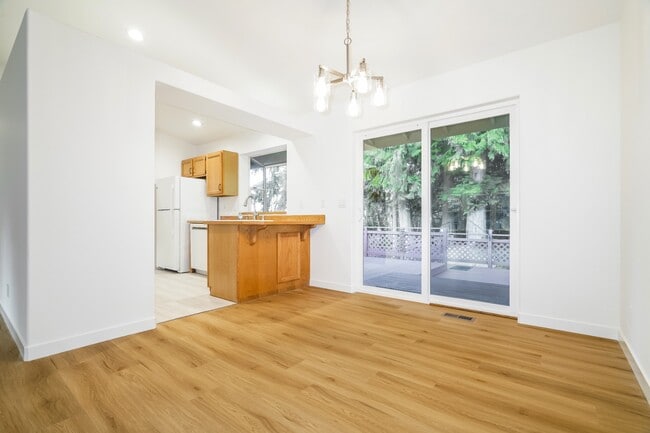 Photo - 3 bed 2 bath Home with Lake Views for Rent