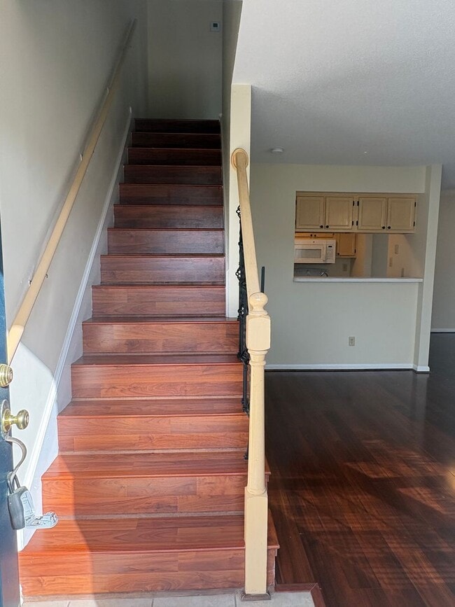 Photo - 27 F Tamarisk Quay