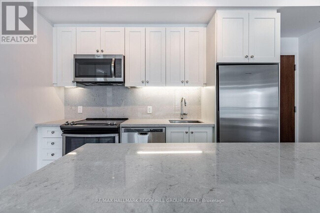 Photo - 271 Sea Ray Ave Unité B209