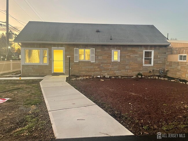 Photo - 1515 Thomas Ave