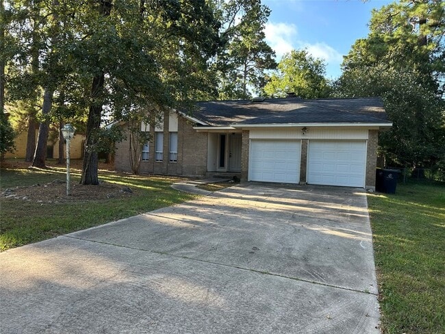Photo - 132 Red Oak Ln