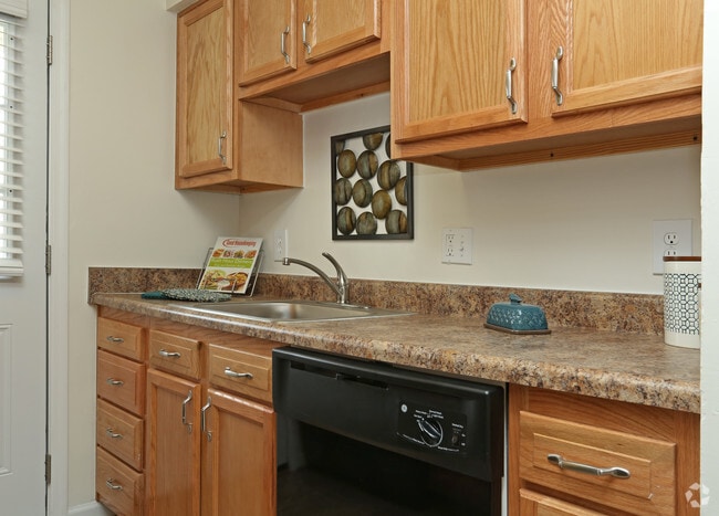 Photo - Emerald Point Apartments & Townhomes