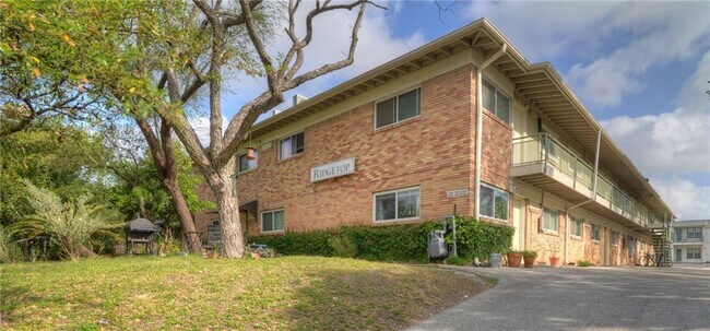 Building Photo - 304 E 33rd St Unit 19 Rental